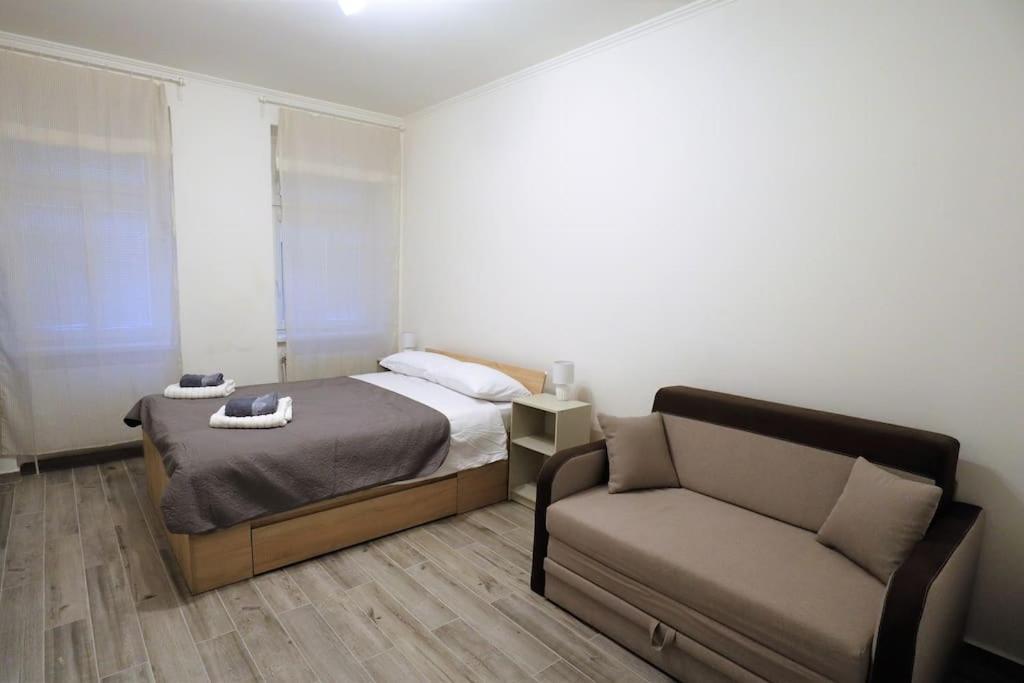 Апартаменты Apartman Vishegrad Карловы Вары Экстерьер фото